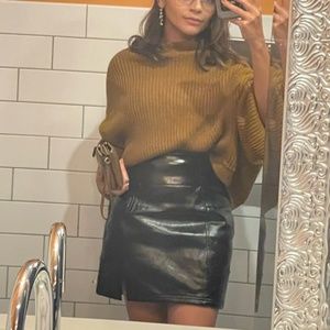 Free people black mini skirt faux leather size 2